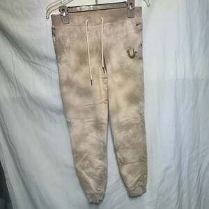 STRAIGHT LEG SWEATPANT,